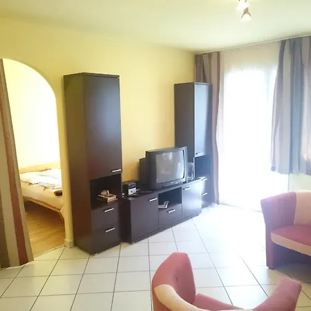 Zoldliget Apartman Apartment