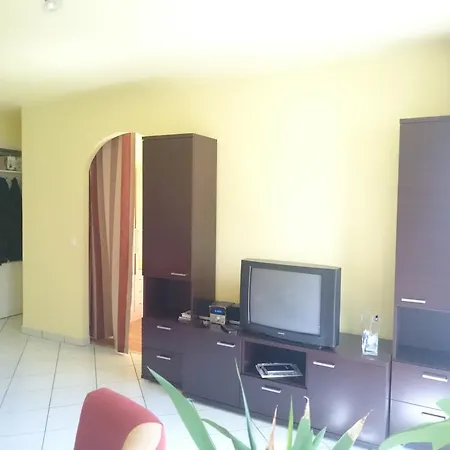 Apartment Zoldliget Apartman Balatonboglar